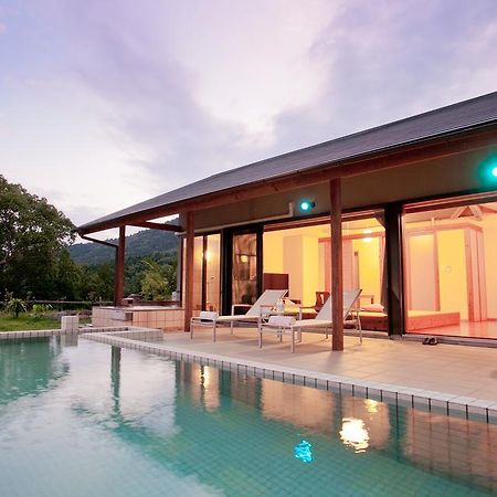 Onsensui Pool & Fufu Rotenburo No Hanareyado Yurian Ibuszuki Kültér fotó